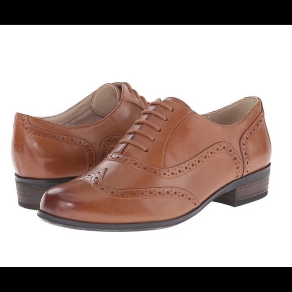clarks ladies leather shoes